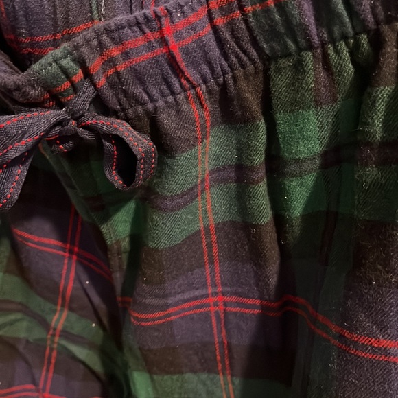 Two Piece Matching Pajama Set - Picture 4 of 6